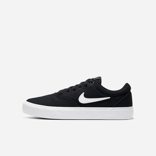 Adidasi Skate Nike SB Charge Panza Fete Negrii Albi | VSRD-83106